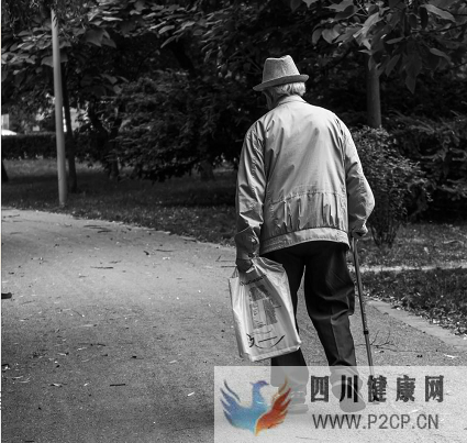 老年人去看男科门诊(图1) 老年人去看男科门诊(图1)