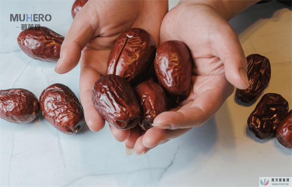 糖尿病高血糖患者注意了,这十种食物绝对不能碰!(图1) 糖尿病高血糖患者注意了,这十种食物绝对不能碰!(图1)