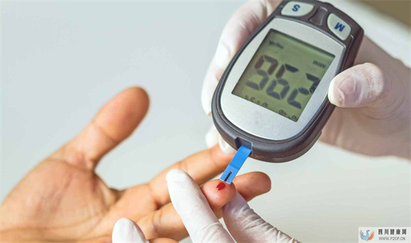 糖尿病总是静悄悄?医生:晚上坚持“2多2少”,血糖会控制更好(图1) 糖尿病总是静悄悄?医生:晚上坚持“2多2少”,血糖会控制更好(图1)