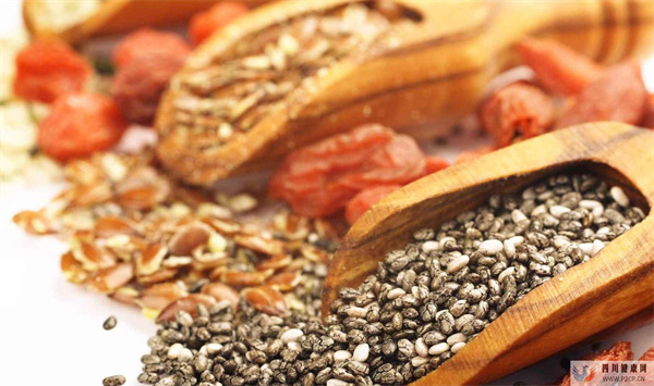 大麦茶养生效果不一般,提醒:这些事项要注意,喝对才健康(图1) 大麦茶养生效果不一般,提醒:这些事项要注意,喝对才健康(图1)