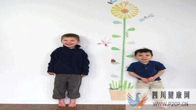 5岁男童打“生长激素”引争议,宝妈群里家长:不怕有副作用吗?(图1) 5岁男童打“生长激素”引争议,宝妈群里家长:不怕有副作用吗?(图1)