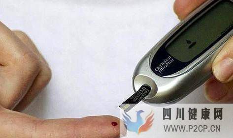 为什么糖尿病人容易脚后跟疼,该咋办?日常细节注意有哪些?(图1) 为什么糖尿病人容易脚后跟疼,该咋办?日常细节注意有哪些?(图1)