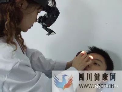 哪些人容易得白内障?(图1) 哪些人容易得白内障?(图1)