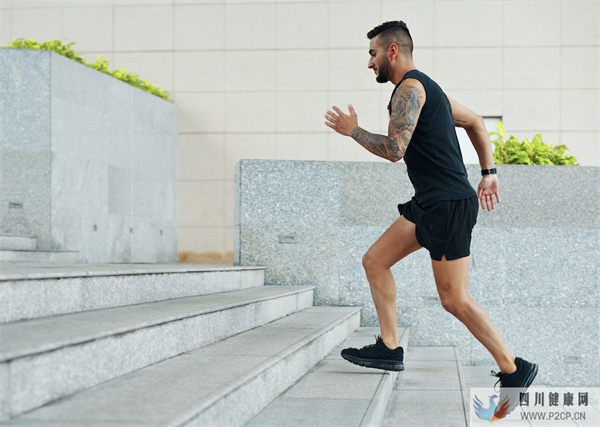 爬楼梯减肥的好处和坏处分别是什么?(图1) 爬楼梯减肥的好处和坏处分别是什么?(图1)