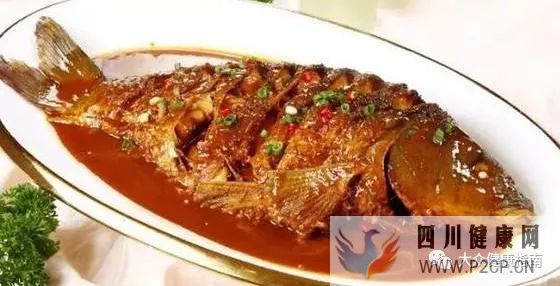 鱼肚子里的黑膜不能吃?营养师告诉你,它到底是什么东西(图1) 鱼肚子里的黑膜不能吃?营养师告诉你,它到底是什么东西(图1)