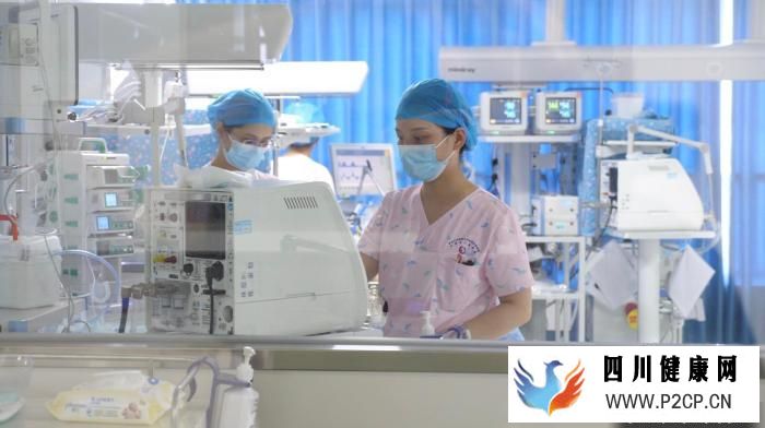 安徽600余克低体重试管双胞胎闯过“呼吸关”(图2) 安徽600余克低体重试管双胞胎闯过“呼吸关”(图2)